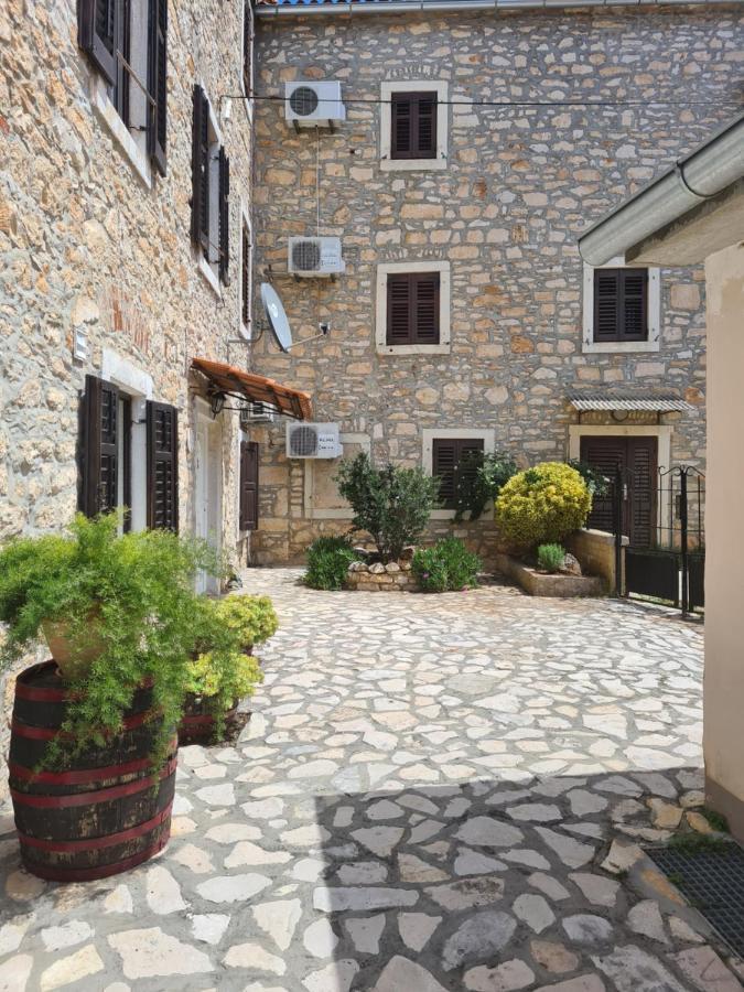 Istrska Kamnita Hisa Soncni Medulin Villa Exterior photo