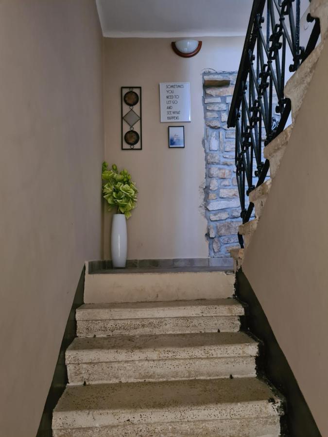 Istrska Kamnita Hisa Soncni Medulin Villa Exterior photo